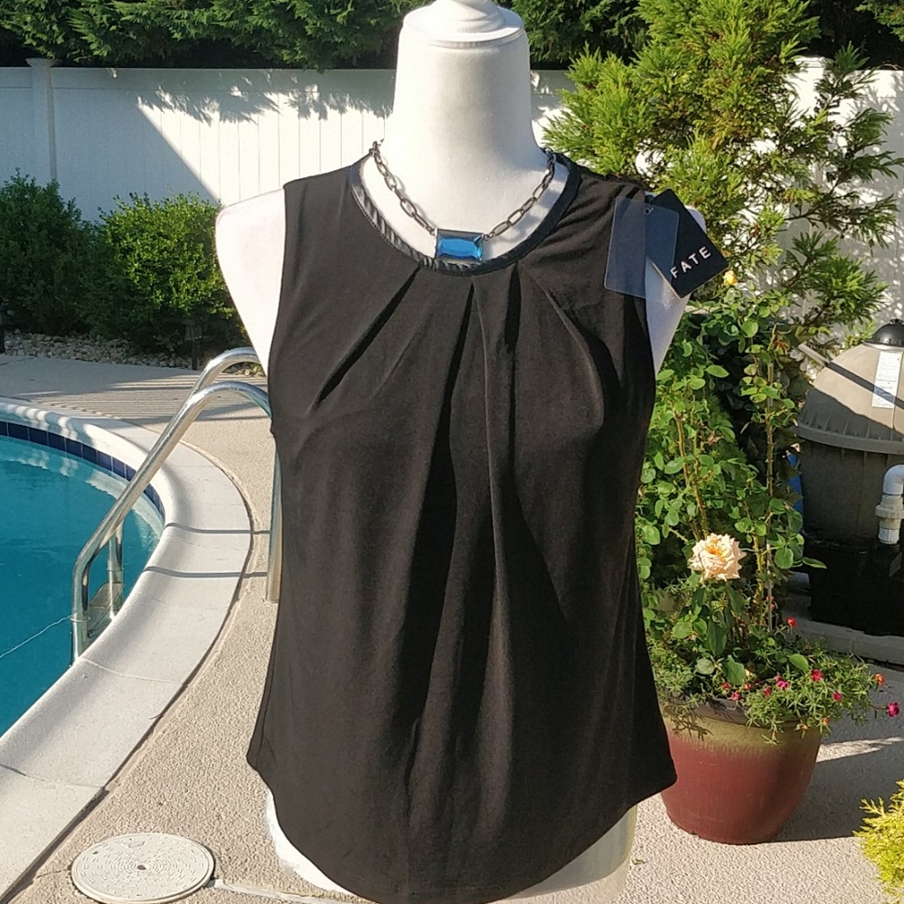 Fate sleeveless black top